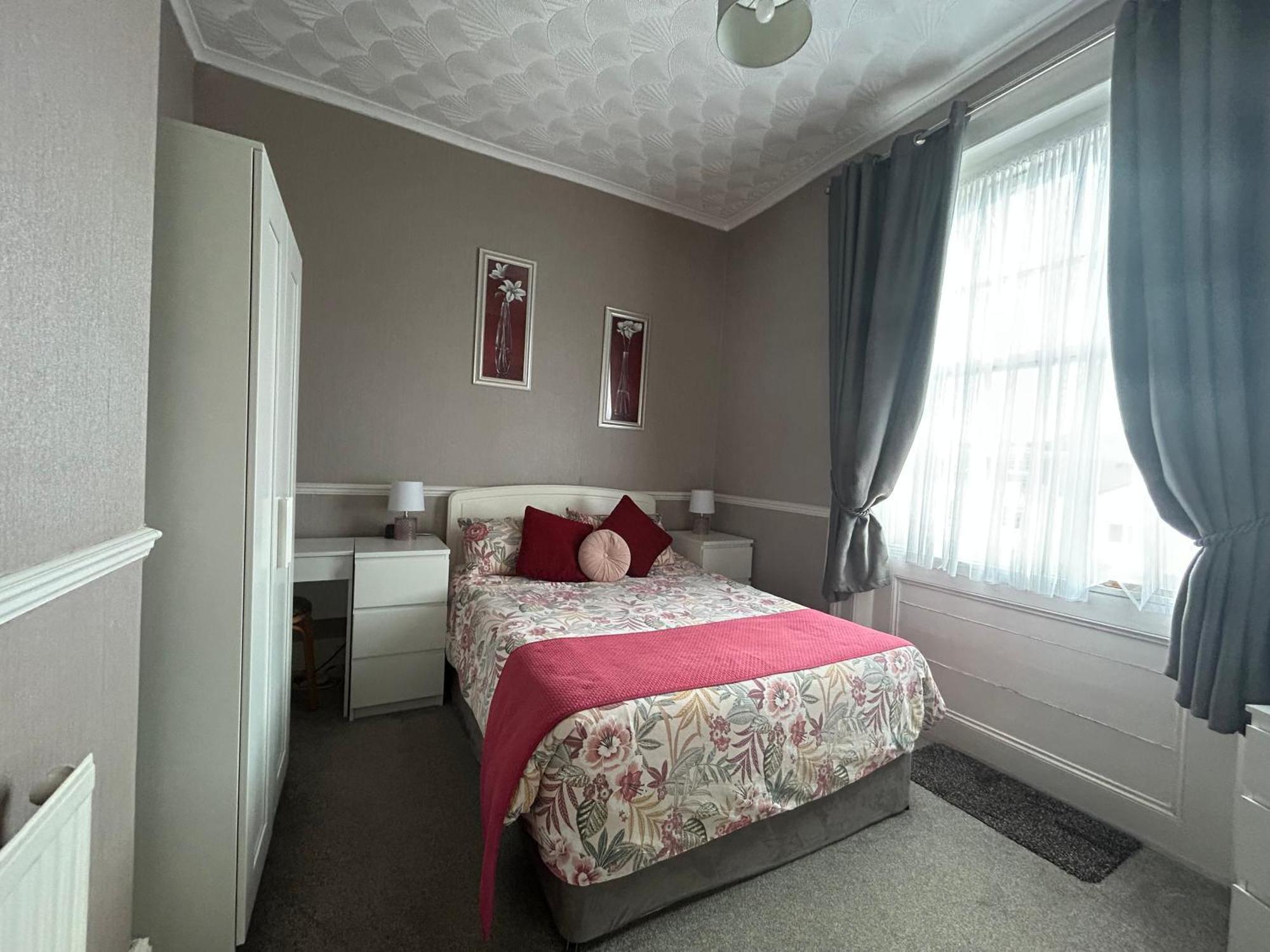 Spring Garden Guest House Gosport Exterior photo